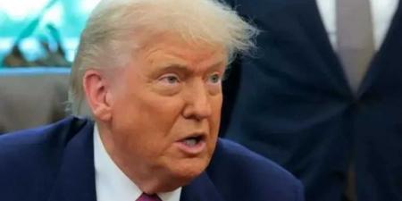 ترامب
      لـ
      إيران
      بعد
      هجومها
      على
      إسرائيل:
      أطلقتم
      صواريخكم
      وهذا
      يكفي