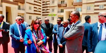 الرئيس
      الإريتري
      يزور
      وحدات
      المبادرة
      الرئاسية
      ”سكن
      لكل
      المصريين”
      بمدينة
      حدائق
      العاصمة