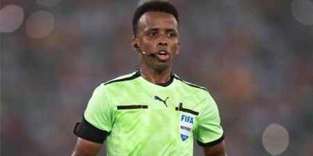 بالبلدي : عاجل
      ورسميًا
      |
      تعيين
      الصومالي
      عمر
      أرتان
      حكمًا
      لمباراة
      كأس
      السوبر
      الأوروبي