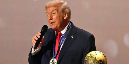 بالبلدي: ترامب يجري اتصالاً مع مدرب منتخب أمريكا.. وهذا ما قاله عن حظوظ بلاده في كأس العالم
