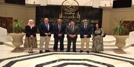 بالبلدي: جامعة
العاصمة
تفتح
آفاق
التعاون
مع
جامعة
قرطبة
الإسبانية
عبر
إيراسموس
بلس