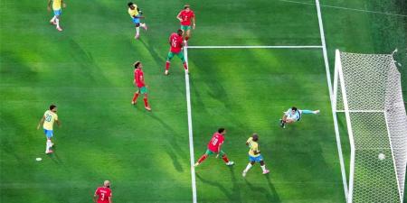بالبلدي : صحف
      البرازيل:
      فينيسيوس
      ينقذ
      السيلساو..
      ولاعب
      المغرب
      كان
      الأفضل
      في
      وسط
      الملعب