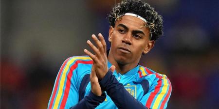 بالبلدي : لاعب
      الرأس
      الأخضر
      عن
      مواجهة
      إسبانيا:
      لسنا
      مرشحين
      للفوز..
      ولا
      نخشى
      لامين
      يامال