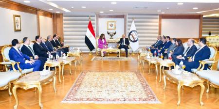 بالبلدي: النيابة
      العامة
      تسلم
      52
      قطعة
      أرض
      لوزارة
      التنمية
      بعد
      إخلائها
      من
      المركبات
      المتحفظ
      عليها