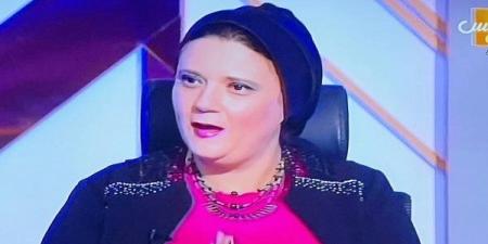 بالبلدي: داليا
الحزاوي
توضح
أسباب
تأييدها
لقرار
وزير
التعليم
بشأن
مادة
التربية
الدينية