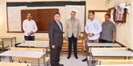 بالبلدي: محافظ
دمياط
يتابع
استعدادات
لجان
الثانوية
العامة
ويوجه
بتأمينها
