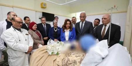 في
      لفتة
      إنسانية..
      قيادات
      الدولة
      تزور
      مهندسة
      كفر
      الشيخ
      المصابة
      أثناء
      تنفيذ
      إزالة
      وتؤكد
      دعمها
      الكامل