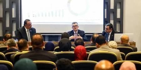 وزير
التخطيط
يلتقي
تنسيقية
شباب
الأحزاب:
تعزيز
الحوار
حول
الاقتصاد
واستعراض
مستهدفات
«رؤية
مصر
2030»