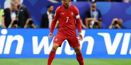 بالبلدي : فيديو
      |
      كريستيانو
      رونالدو
      يسجل
      هدف
      البرتغال
      الأول
      أمام
      أوزبكستان
