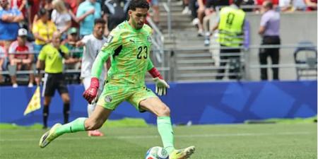 بالبلدي : شوبير
      يحسم
      موقف
      نجله
      من
      الرحيل
      عن
      الأهلي
      بعد
      تألقه
      في
      كأس
      العالم