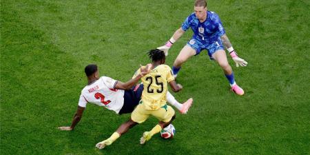 بالبلدي : المجموعة
تشتعل..
غانا
تفرض
تعادلًا
على
إنجلترا
في
كأس
العالم