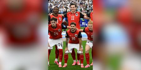 بالبلدي: سر الأحذية الوردية في كأس العالم.. لماذا يرتديها نجوم الكرة؟