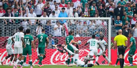 بالبلدي : فيديو
      |
      بـ10
      لاعبين..
      منتخب
      العراق
      يسقط
      بخماسية
      قاسية
      أمام
      السنغال
      في
      كأس
      العالم