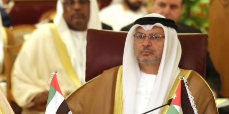 belbalady قرقاش يعلق على اتصال وزير خارجية إيران بنظيره الإماراتي عبدالله بن زايد