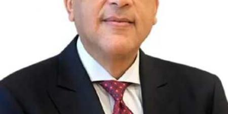 رئيس
      الوزراء
      يهنئ
      فخامة
      الرئيس
      بذكرى
      ثورة
      الثلاثين
      من
      يونيو
      المجيدة