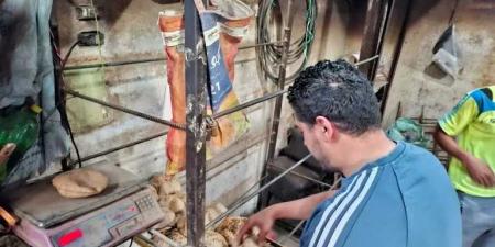 شعبة
      المخابز
      تحسم
      الجدل..
      لا
      تغيير
      في
      سعر
      الخبز
      المدعم
      واستمرار
      الدعم
      كما
      هو