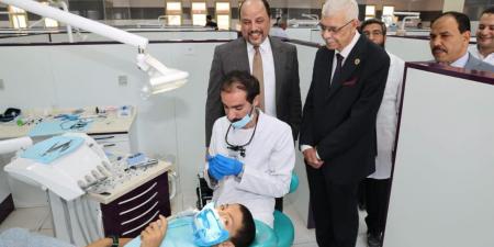 بالبلدي: بالصور..رئيس
      جامعة
      المنوفية
      يتفقد
      يوم
      الكشف
      المجاني
      بطب
      الأسنان
      واستقبال
      500
      حالة