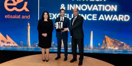 بالبلدي : إي
      آند
      مصر
      تحصد
      جائزة
      “التميز
      في
      التكنولوجيا
      المالية”
      ضمن
      فعاليات
      قمة
      مصر
      للأفضل
      2026