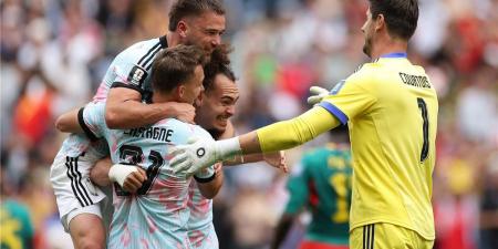 بالبلدي : رجل
      مباراة
      السنغال
      وبلجيكا
      في
      كأس
      العالم