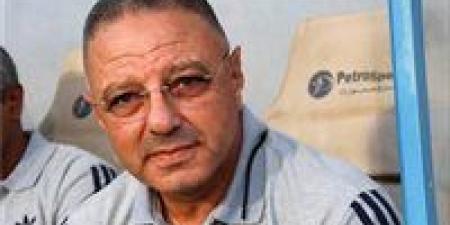 بالبلدي: طلعت
يوسف:
المدرب
الأجنبي
لا
يناسب
الزمالك
في
المرحلة
الحالية