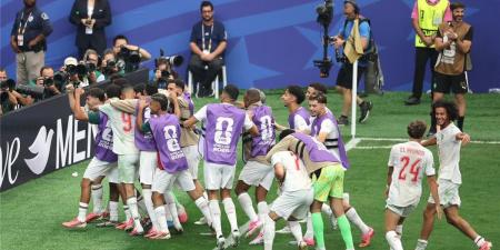 بالبلدي : فيديو
      |
      المغرب
      يدهس
      كندا
      بثلاثية
      ويحجز
      أولى
      بطاقات
      دور
      الـ16
      من
      كأس
      العالم