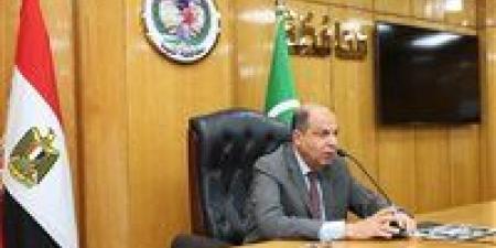 بالبلدي: محافظ
المنيا:الإسراع
في
تقدم
التصالح
يضمن
للمواطنين
توصيل
المرافق
والاستفادة
من
الخدمات