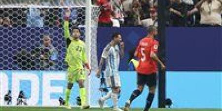 بالبلدي: اتحاد
      الكرة:
      حُرمنا
      من
      الوصول
      إلى
      دور
      الثمانية
