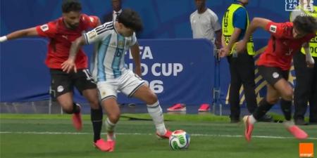 بالبلدي : مصر
      عانت
      من
      الظلم..
      حكم
      إنجليزي
      سابق
      ينتقد
      التحكيم
      في
      مباراة
      الأرجنتين