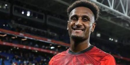 بالبلدي: محمد
      هنيدي
      يشيد
      باللاعب
      هيثم
      حسن:
      "ربنا
      يحميك
      ونشوفك
      في
      أكبر
      أندية
      العالم"