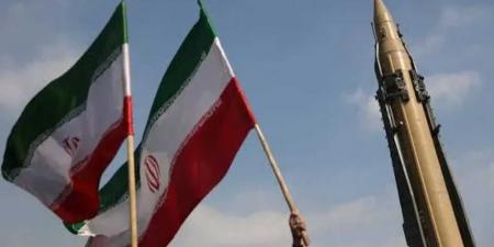 إيران
تتوعد
برد
حاسم
على
الغارات
الأمريكية