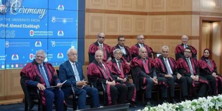 بالبلدي: تنصيب
      الدكتور
      أحمد
      الصباغ
      رئيسًا
      لـ
      الجامعة
      المصرية
      اليابانية..
      قيادة
      جديدة
      لاستكمال
      مسيرة
      التميز