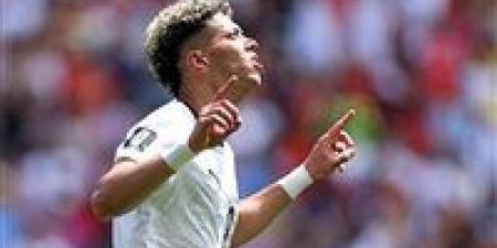 بالبلدي : إمام
      عاشور
      يتصدر
      تصنيف
      فيفا
      للاعبي
      منتخب
      مصر