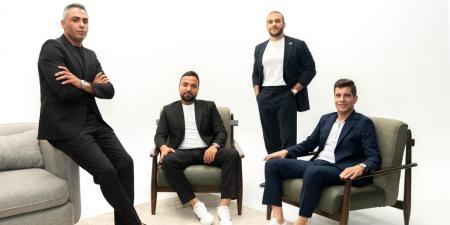 بالبلدي : «دبي
      للتطوير»
      و«AEMP»
      تبدآن
      فصلًا
      جديدًا
      في
      مسيرة
      التعاون
      بمشروع
      «Spark
      Mall»