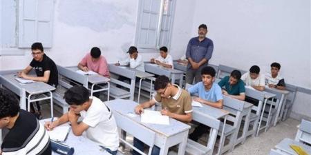 بالبلدي: الثانوية
      العامة
      2026..
      الفيزياء
      والتاريخ
      في
      انتظار
      الطلاب
      والوزارة
      تتوعد
      الغشاشين
