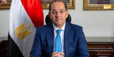 وزير
المالية
يعلن
ثورة
في
التعامل
مع
المواطنين..
”إحنا
شغالين
عندهم”
لتسهيل
الخدمات
الضريبية