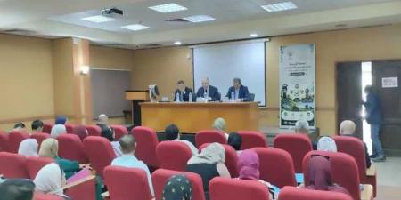 لتعزيز
      التحول
      نحو
      الاقتصاد
      الأخضر..
      quot;الزراعةquot;
      وquot;كاردنيquot;
      يختتمان
      ورشة
      quot;البصمة
      الكربونيةquot;
      بإصدار
      10
      توصيات
      هامة