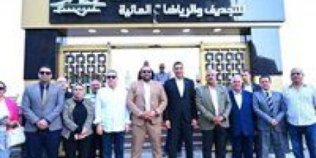 بالبلدي: وزير
الشباب
يتفقد
أعمال
تطوير
نادي
الصحفيين
بحضور
وكيل
وزارة
الشباب
والرياضة
بالجيزة