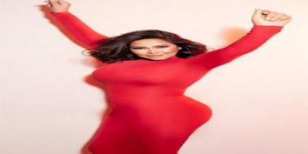 بالبلدي: شيرين
      عبد
      الوهاب
      تستعيد
      بريقها
      بالأحمر
      في
      ظهور
      جديد
      يعكس
      الثقة