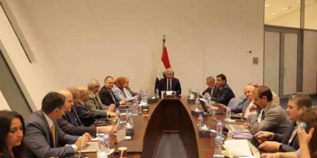 وزير
السياحة
والآثار
يترأس
اجتماع
مجلس
إدارة
هيئة
المتحف
المصري
الكبير