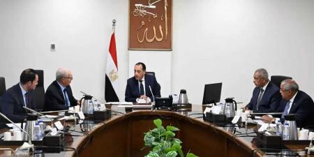 رئيس
      الوزراء
      يتابع
      مستجدات
      جهود
      إعادة
      هيكلة
      الشركات
      المملوكة
      للدولة