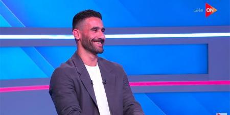 بالبلدي : باسم
مرسي:
الأهلي
مش
غريب
على
الكونفدرالية..
والزمالك
يُمكنه
التتويج
بأي
بطولة