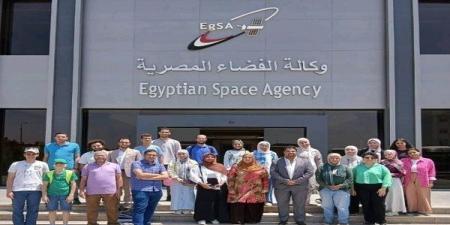 بالبلدي: جامعة
      القاهرة
      تفتح
      أبواب
      الفضاء
      أمام
      طلابها
      بزيارة
      علمية
      لوكالة
      الفضاء
      المصرية