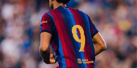 بالبلدي : ردود
أفعال
جماهير
برشلونة
على
هدفي
حمزة
عبد
الكريم
ضد
برمنجهام:
لا
نحتاج
ألفاريز
لدينا
هالاند