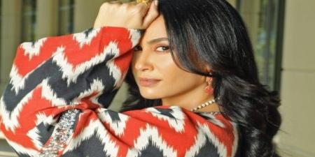 بالبلدي: هند
صبري
تستعيد
محطات
صنعت
نجوميتها
في
مهرجان
عمّان
