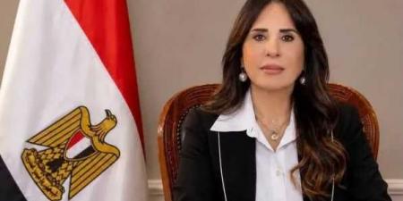وزيرة
      الإسكان
      تتابع
      أعمال
      التطوير
      ورفع
      الكفاءة
      وتحسين
      الخدمات
      بمدن
      العبور
      والشروق
      وبدر