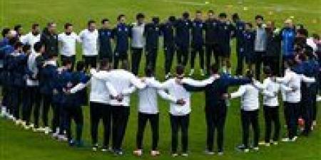 بالبلدي: معتمد
      جمال
      يرفع
      الحمل
      البدني
      للاعبي
      الزمالك
      في
      معسر
      الفريق
      المغلق