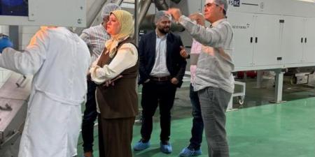 بالبلدي : “قطرات
      الطبيعة
      للتعقيم”
      تستقبل
      مدير
      “المركزي
      لمتبقيات
      المبيدات”
      (كيوكاب)
      والوفد
      المرافق
      لتعزيز
      الشراكة
      الاستراتيجية 