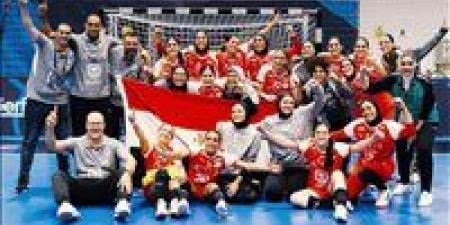 بالبلدي: وزير
      الرياضة
      يشيد
      بمنتخب
      الناشئات
      لكرة
      اليد
      بعد
      تأهله
      إلى
      ربع
      نهائي
      المونديال