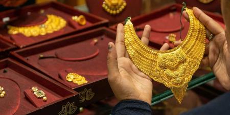 بالبلدي : تحركات
      جديدة
      في
      سوق
      الذهب
      بالإمارات..
      عيار
      21
      يواصل
      الصعود
      والأوقية
      فوق
      4
      آلاف
      دولار