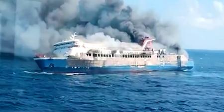 بالبلدي: على متنها 271 شخصًا.. اندلاع حريق مميت التهم عبّارة في إندونيسيا
